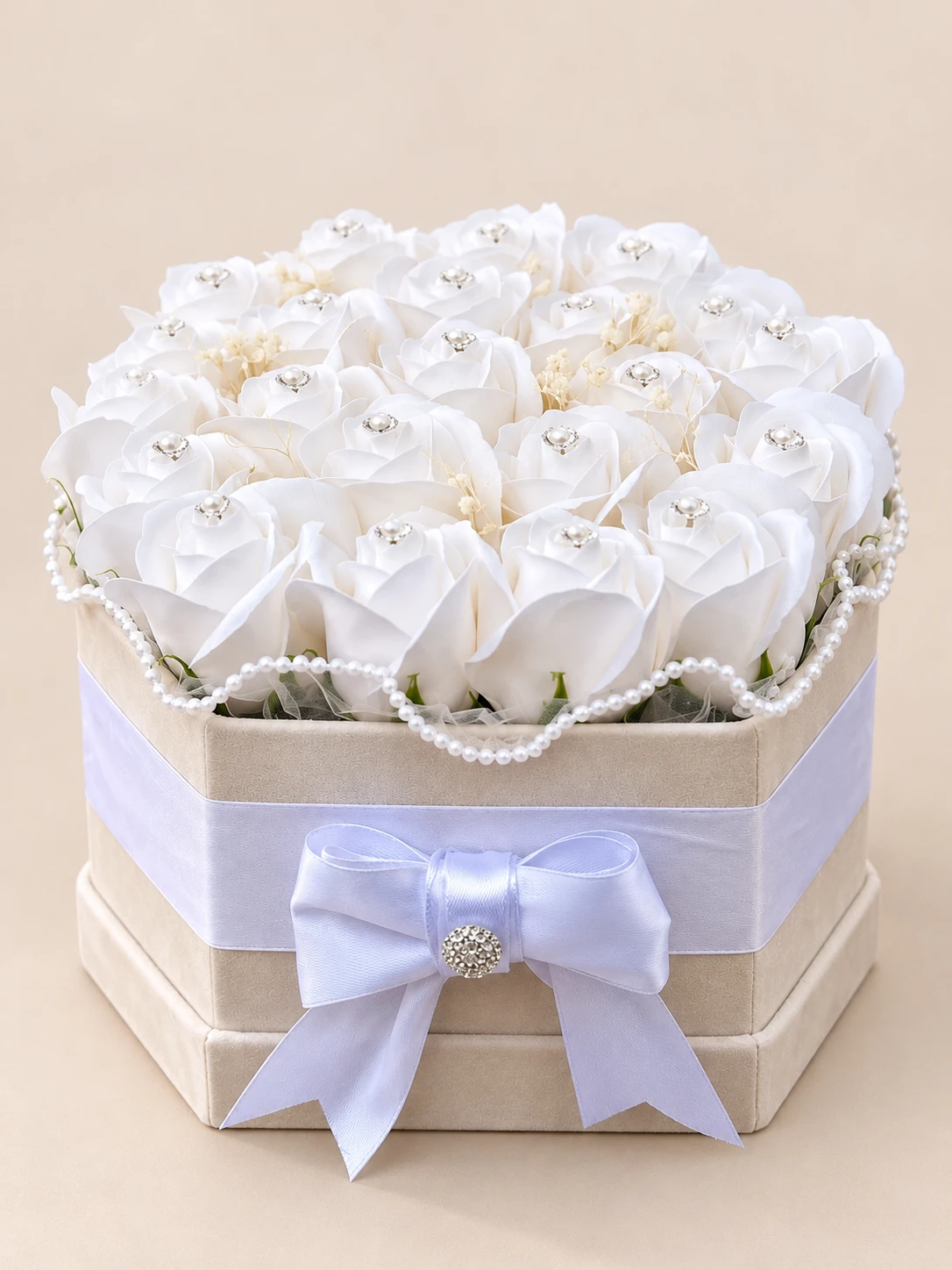 White Dream — Flower boxes, creație VEV FLORALS